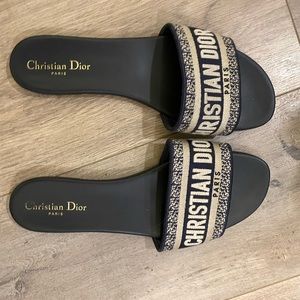 Christian Dior Dway slides